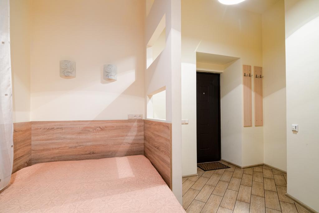 Economy Apartment On Rappoporta 7A-1 Lviv Luaran gambar